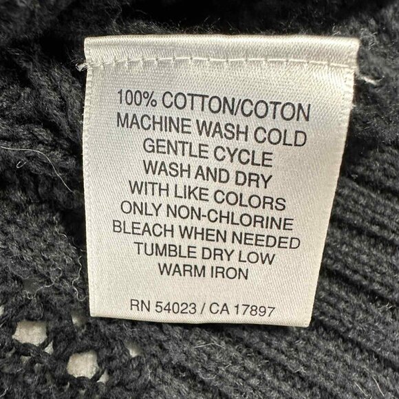 Old Navy Women’s Plus Black Cable Knit Sweater - Picture 11 of 11